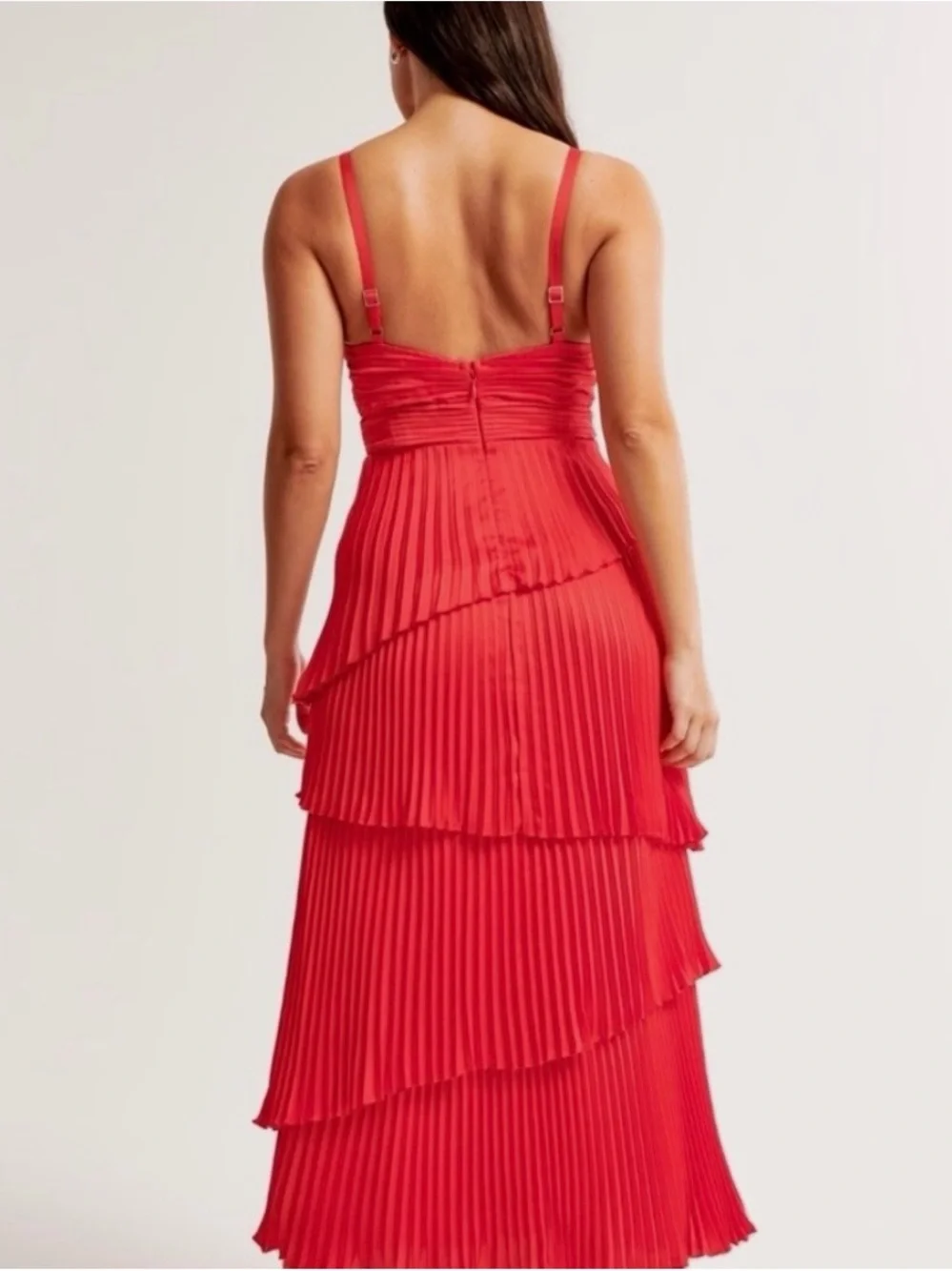 Abercrombie & Fitch elegant red
